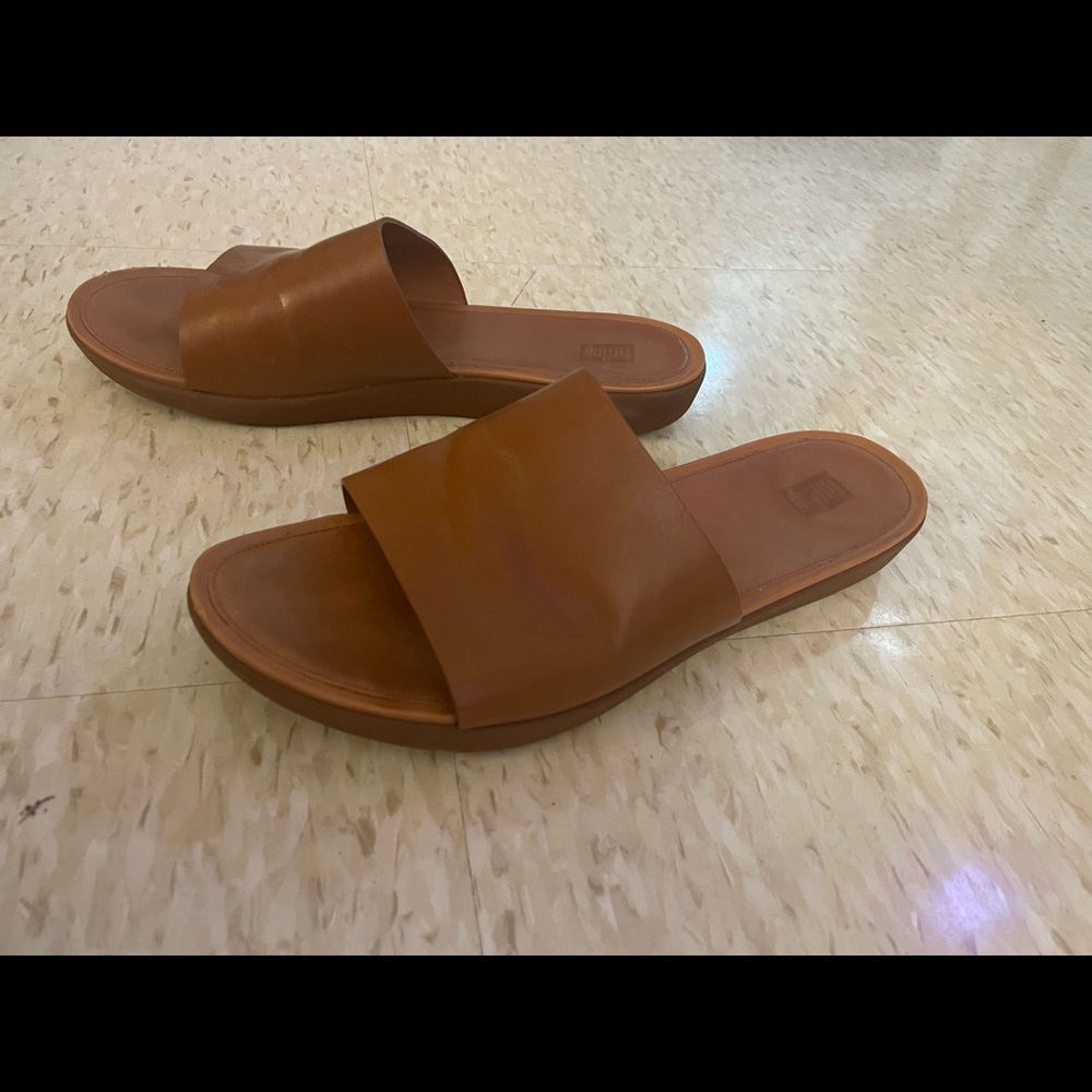 Fit Flop Brown Leather Slides